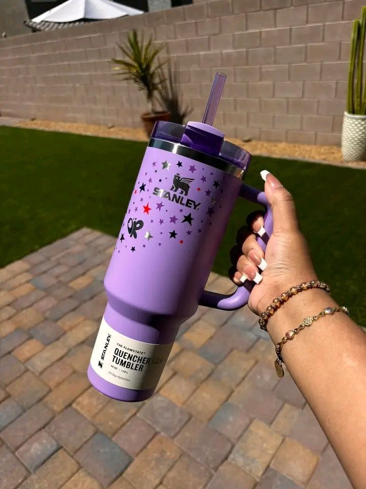Olivia Rodrigo Stanley With Matching Stopper | 40 OZ