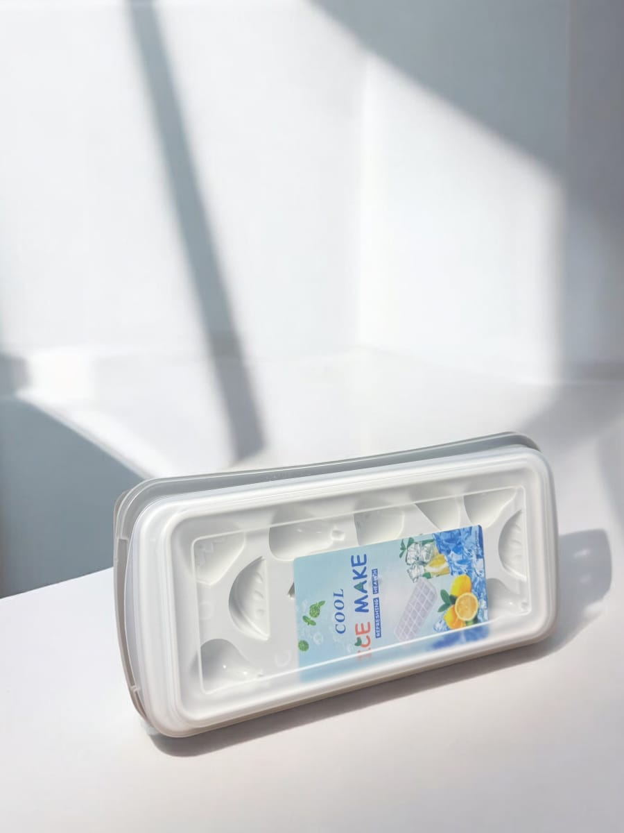 Big POP-UP Ice Tray with Storage Box, Spoon and Transparent Cover Lid