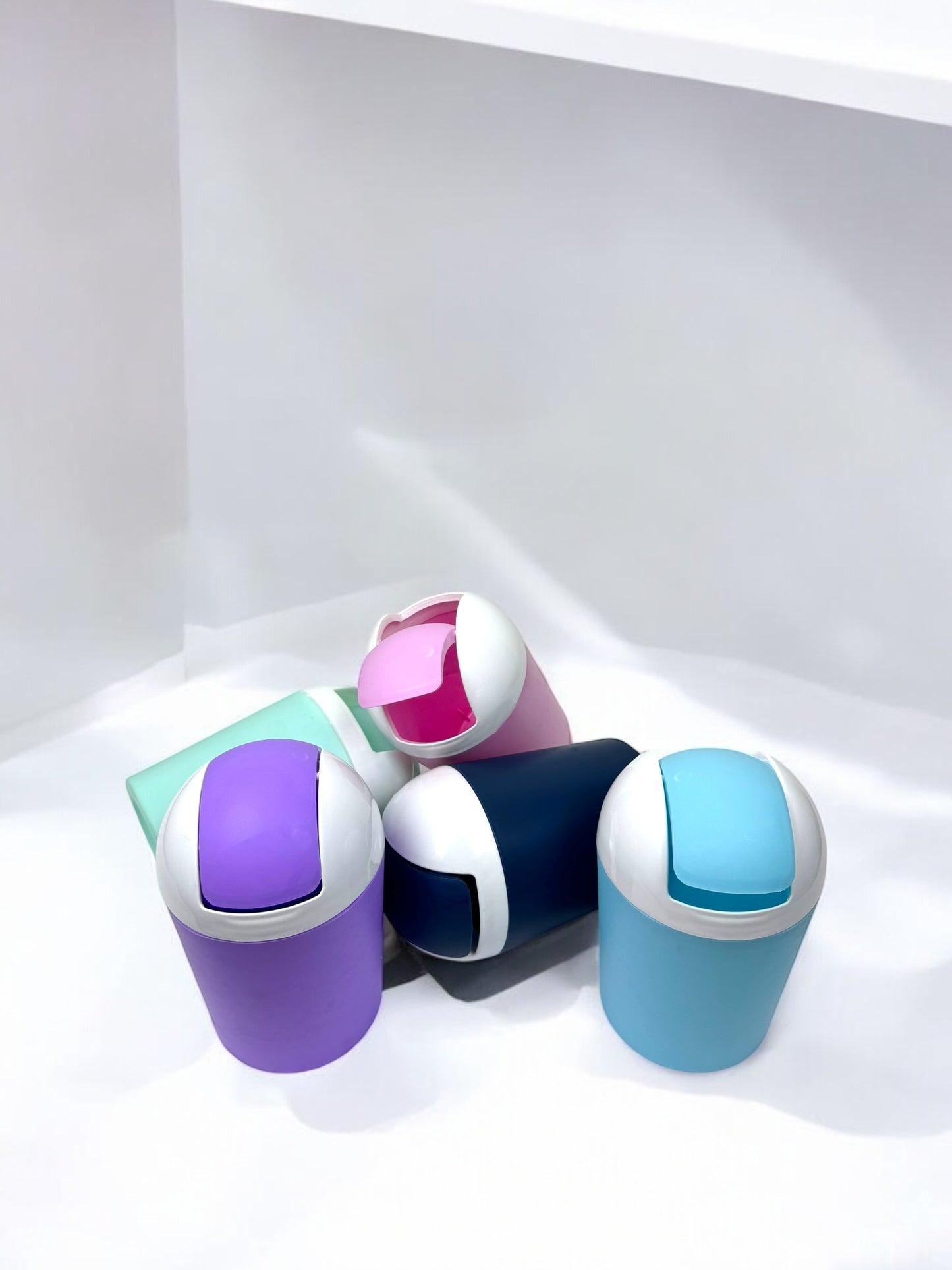 MiniBin-Trash Can-Garbage Can Kitchen Trash Can Desktop Trash Can Shakes Cover Living Room Cute Debris Bucket Car Home Desk Restaurant Storage Tube Trash Basket Desktop Trash Can