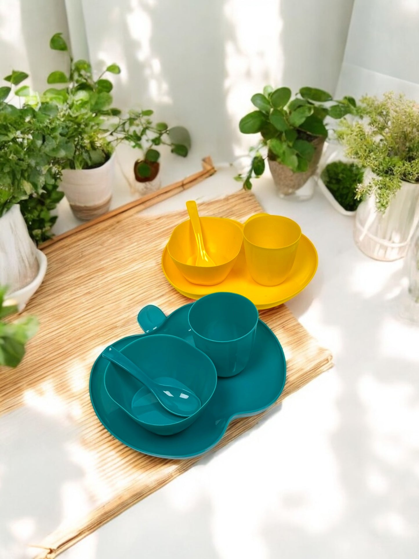Apple Kids Set - 3 Apple Plates, 3 Mini Glasses, 3 Mini Bowls, 3 Spoons