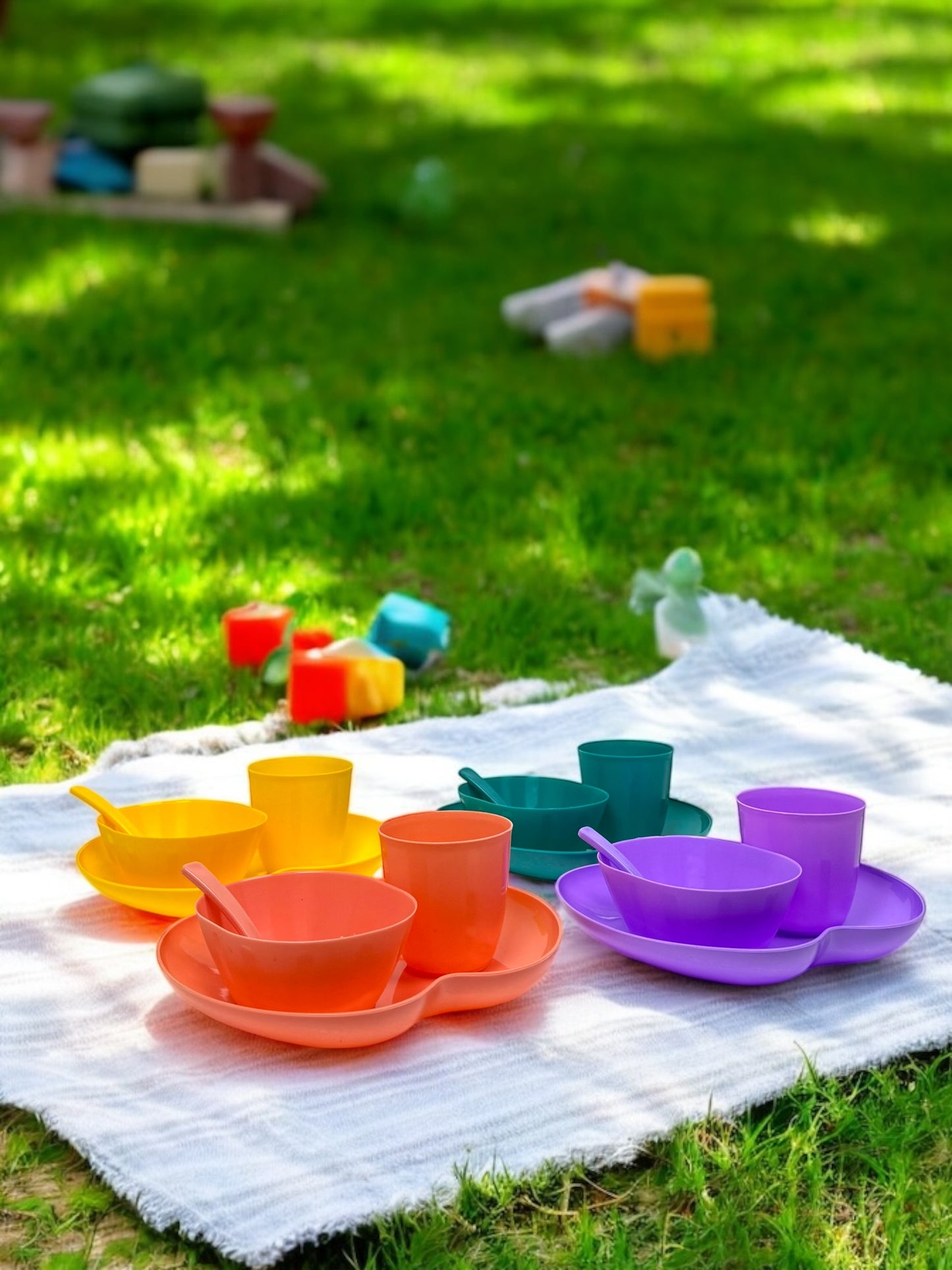 Apple Kids Set - 3 Apple Plates, 3 Mini Glasses, 3 Mini Bowls, 3 Spoons