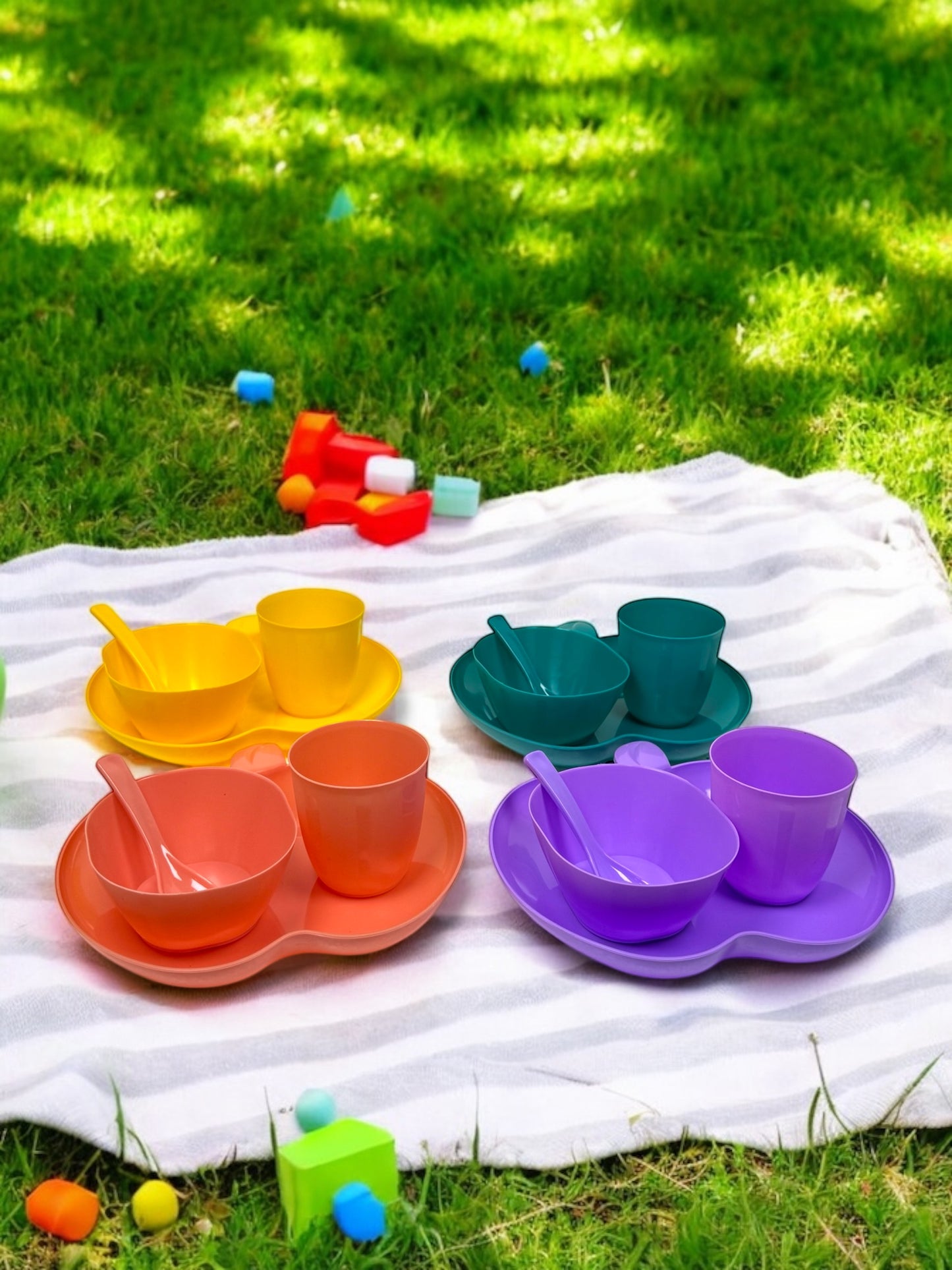 Apple Kids Set - 3 Apple Plates, 3 Mini Glasses, 3 Mini Bowls, 3 Spoons